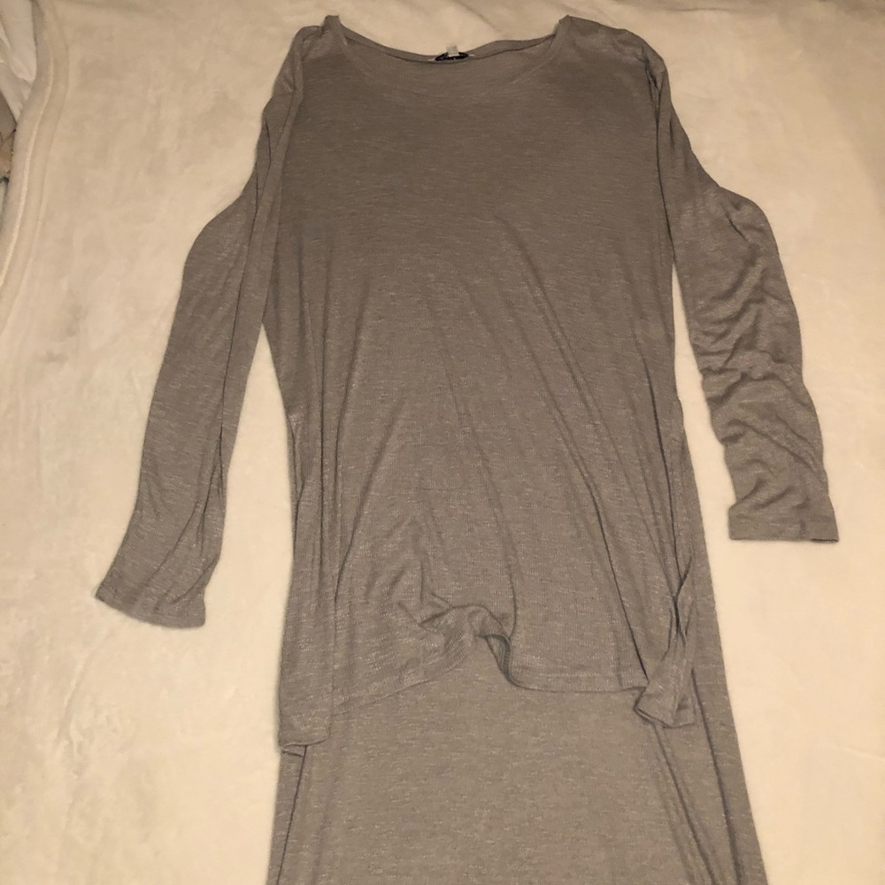 Long sleeve high low